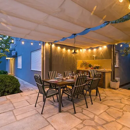 Dama Apartment Porec